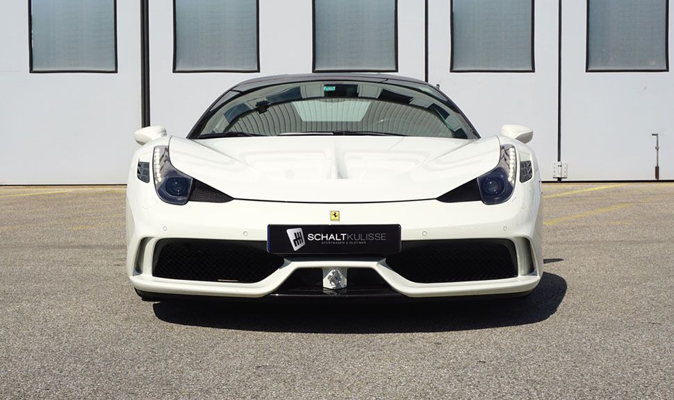 Ferrari 458 Speciale in Weiß Frontansicht