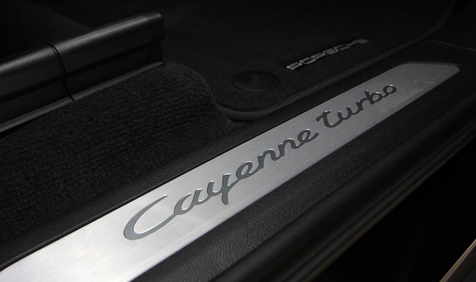 Carbild BeschreibungPorsche Cayenne Turbo7819